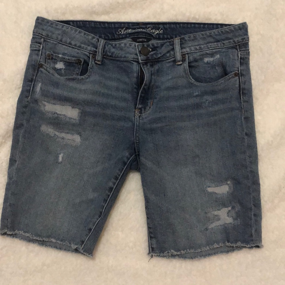 American Eagle Bermuda shorts
